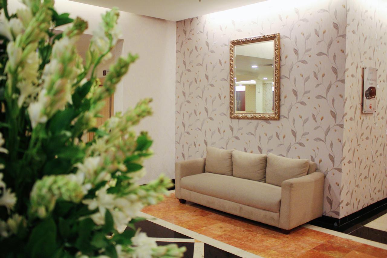 Horison Arcadia Mangga Dua Hotel Jakarta Exterior photo