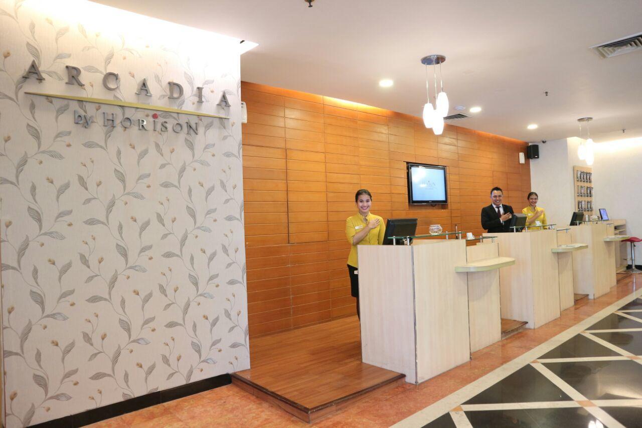 Horison Arcadia Mangga Dua Hotel Jakarta Exterior photo