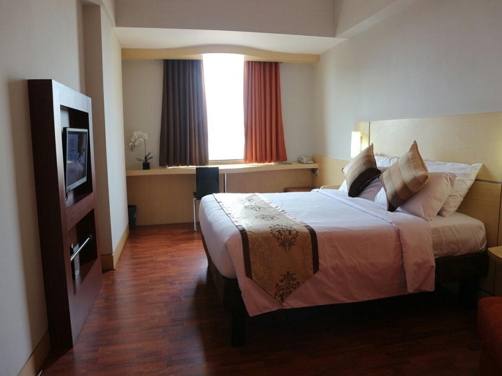 Horison Arcadia Mangga Dua Hotel Jakarta Exterior photo