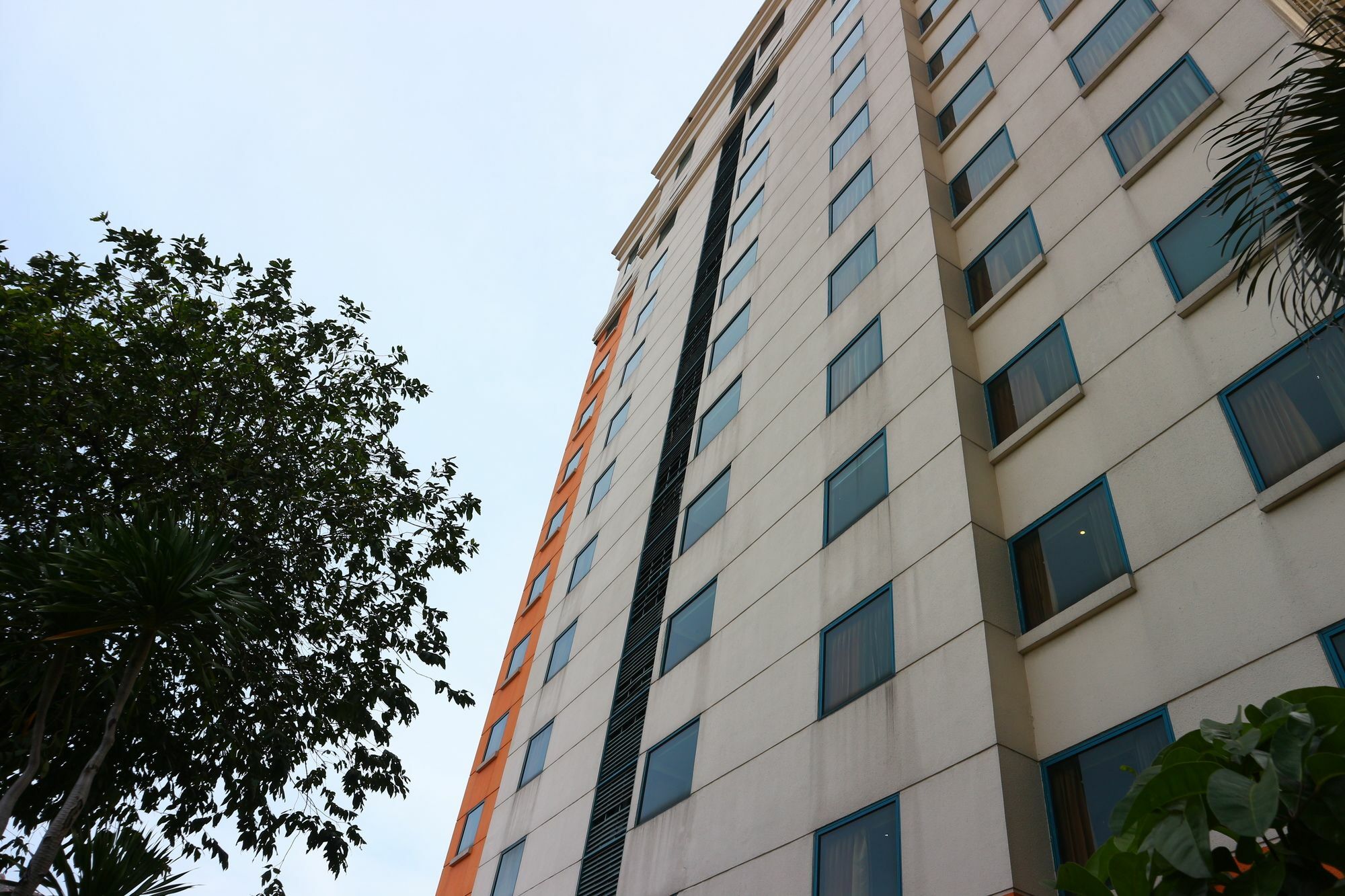 Horison Arcadia Mangga Dua Hotel Jakarta Exterior photo